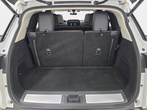 Certified 2023 INFINITI QX60 Luxe AWD/4WD image 32