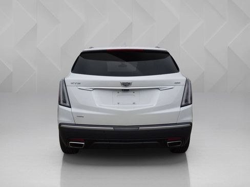 Used 2024 Cadillac XT5 Sportv w/ LPO, Red Accent Package AWD/4WD image 4