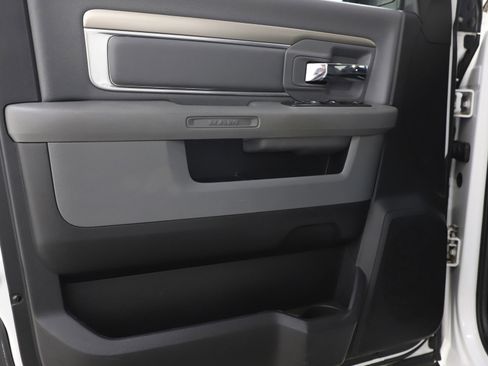 Used 2015 RAM 2500 Big Horn image 17