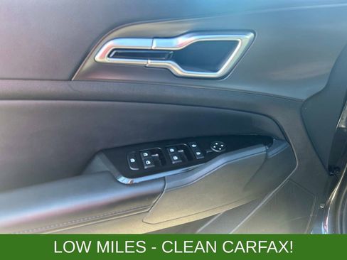 Used 2023 Kia Sportage EX image 17