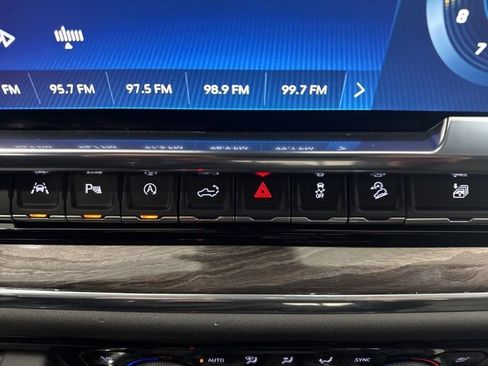 Used 2024 Chevrolet Silverado 1500 LTZ w/ LTZ Convenience Package II image 20