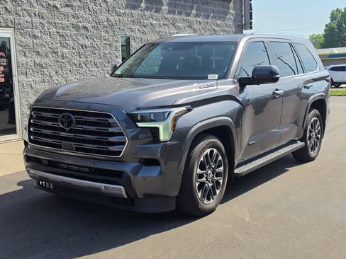 Used 2024 Toyota Sequoia Limited w/ Tow Technology Package AWD/4WD image 1