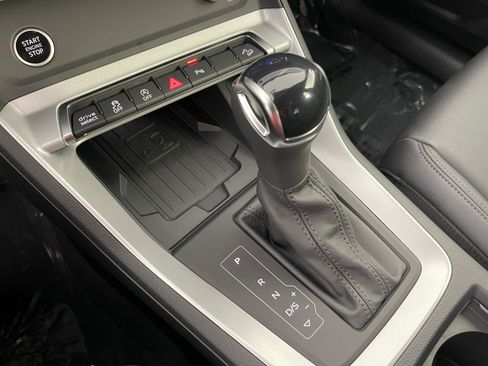 New 2025 Audi Q3 2.0T Premium image 31