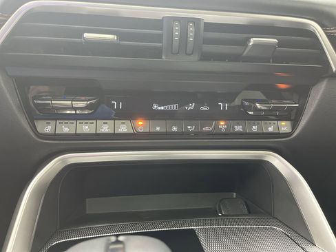 Certified 2025 MAZDA CX-90 Plug-In Hybrid w/ Premium Plus image 23