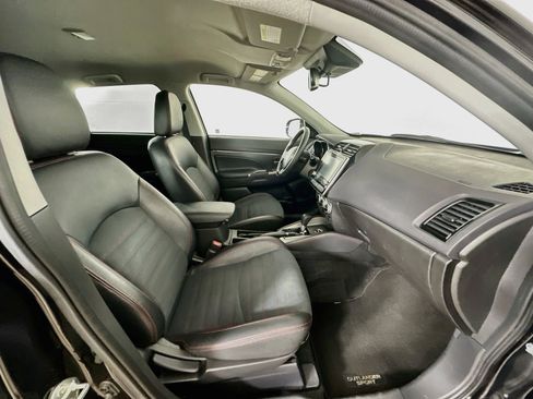 Used 2024 Mitsubishi Outlander Sport AWD image 30