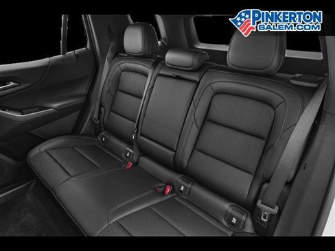 New 2026 Chevrolet Equinox LT w/ Midnight Edition FWD image 33