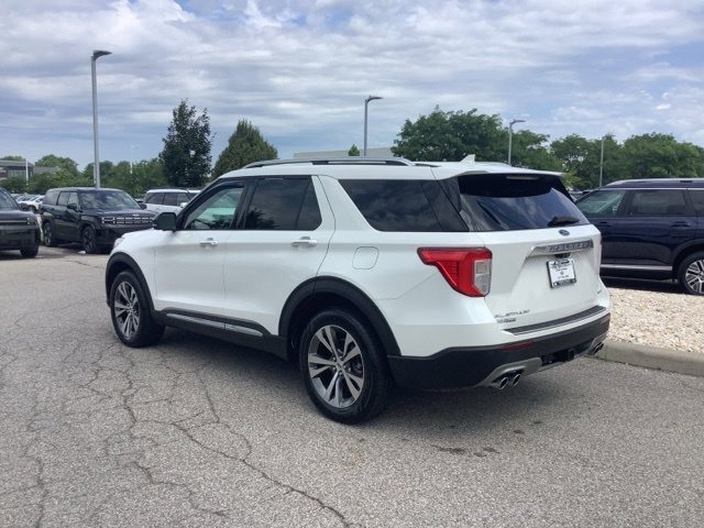 Used 2020 Ford Explorer Platinum w/ Premium Technology Package AWD/4WD image 7