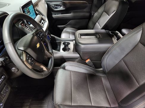 Used 2023 Chevrolet Tahoe High Country w/ Premium Package AWD/4WD image 31