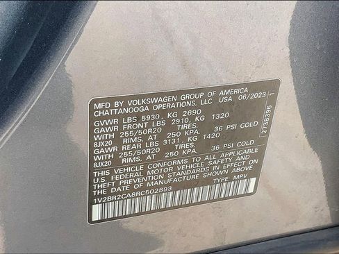Used 2024 Volkswagen Atlas SEL AWD/4WD image 33