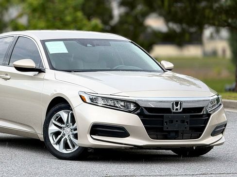 Used 2018 Honda Accord LX image 47