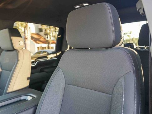 New 2025 Chevrolet Silverado 1500 LT AWD/4WD image 24