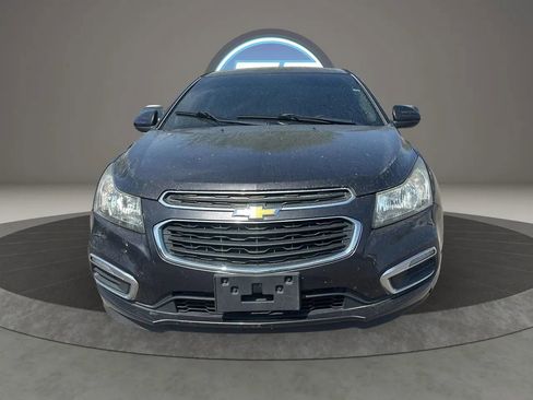 Used 2016 Chevrolet Cruze LT image 4