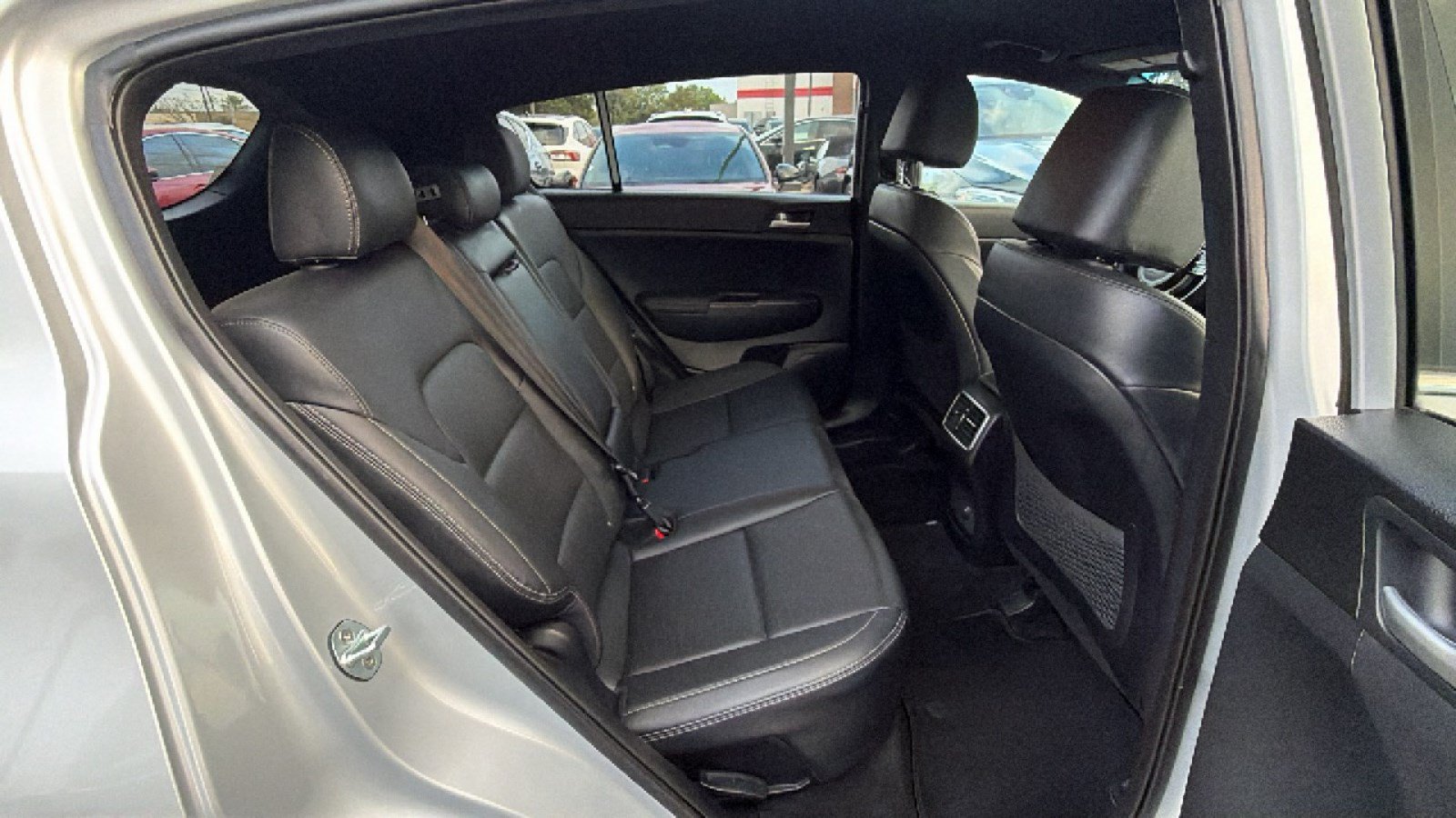 Used 2020 Kia Sportage S FWD image 28