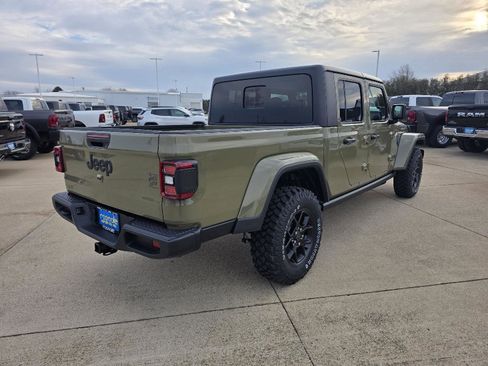 New 2026 Jeep Gladiator Willys image 9