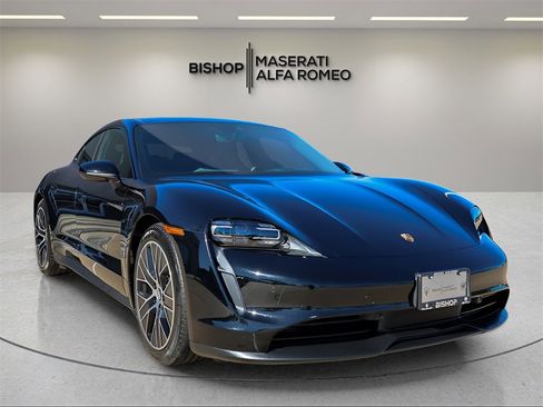 Used 2022 Porsche Taycan image 1