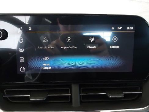 New 2026 Chevrolet Trax LT image 21