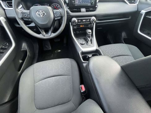 Used 2021 Toyota RAV4 XLE w/ Convenience Package AWD/4WD image 19