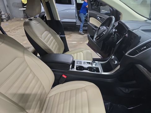 Used 2024 Ford Edge SEL w/ Convenience Package AWD/4WD image 11