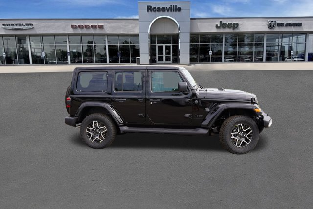 New 2027 Jeep Wrangler Unlimited Sahara AWD/4WD image 2