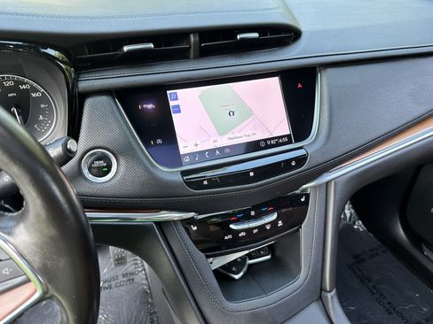 Used 2020 Cadillac XT5 Premium Luxury AWD/4WD image 22