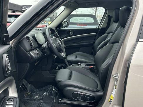 Used 2023 MINI Cooper Countryman SE w/ Storage Package image 17