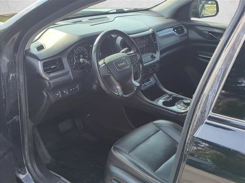 Used 2022 GMC Acadia AT4 w/ Technology Package AWD/4WD image 11