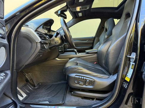 Used 2017 BMW X6 M image 10