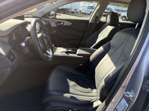 Certified 2025 Acura TLX w/ Technology Package image 16