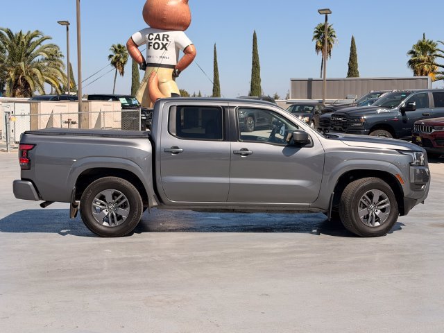 Used 2025 Nissan Frontier SV RWD image 4
