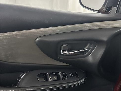 Used 2018 Nissan Murano S image 10