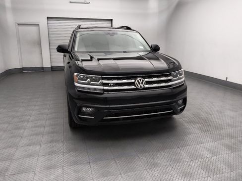 Used 2020 Volkswagen Atlas SE w/ Panoramic Sunroof Package FWD image 14