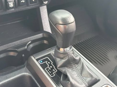 Used 2023 Toyota Tacoma TRD Off-Road w/ TRD Premium Off Road Package AWD/4WD image 26
