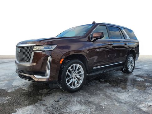 Used 2023 Cadillac Escalade Premium Luxury w/ LPO, Radiant Package image 2