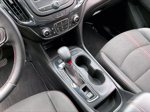 Used 2024 Chevrolet Equinox RS AWD/4WD image 17