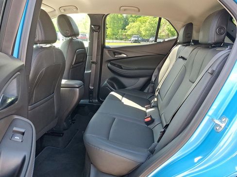 Used 2025 Buick Encore GX Sport Touring w/ Comfort Package FWD image 20