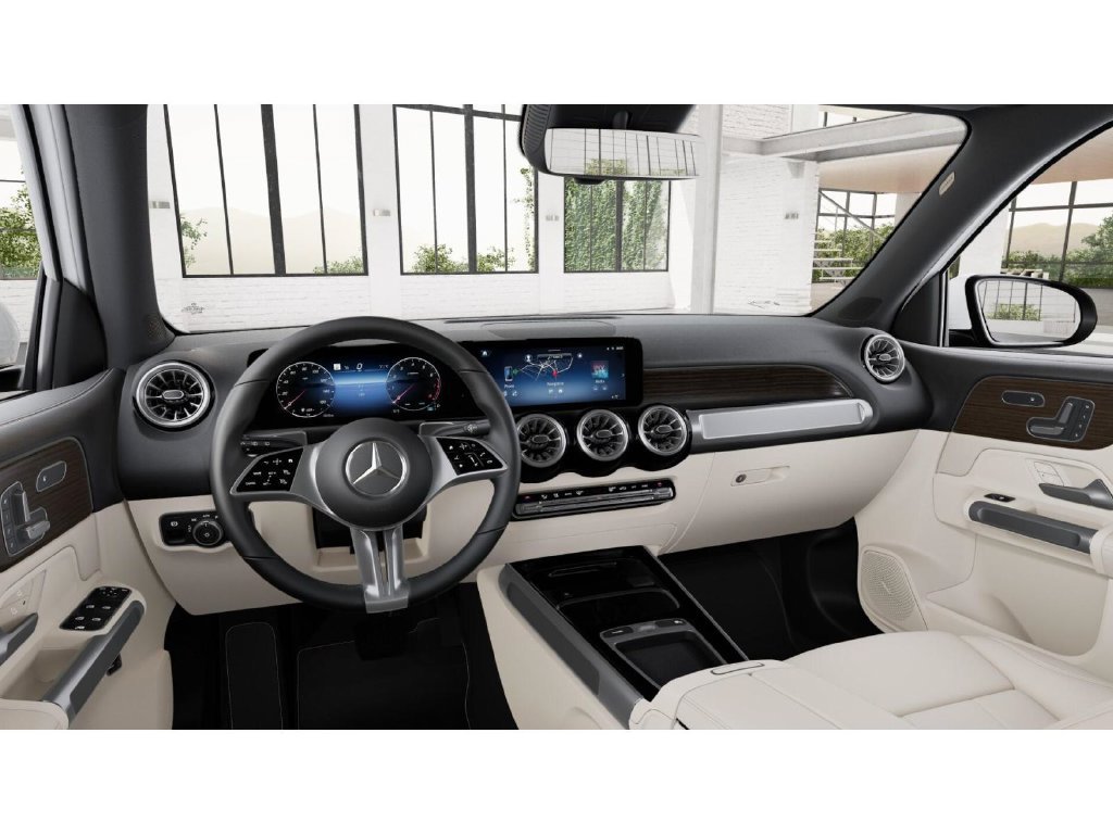 New 2026 Mercedes-Benz GLB 250 4MATIC image 3