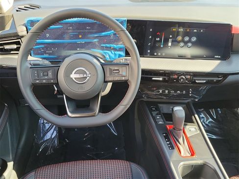 New 2026 Nissan Kicks SR w/ Illumination Package image 5