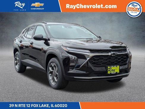 New 2026 Chevrolet Trax LT w/ Driver Confidence Package image 1