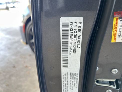 Used 2023 Dodge Charger R/T w/ Blacktop Package image 39