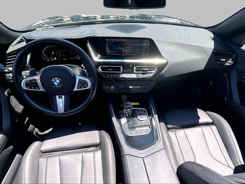 Certified 2026 BMW Z4 sDrive30i RWD image 15
