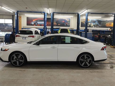 Used 2023 Honda Accord Sport image 23