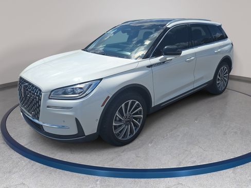 Certified 2024 Lincoln Corsair Reserve w/ Equipment Group 202A AWD/4WD image 1
