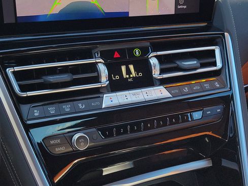 Used 2025 BMW 840i Convertible image 23