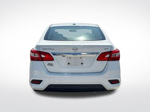 Used 2016 Nissan Sentra SV w/ Style Package FWD image 4