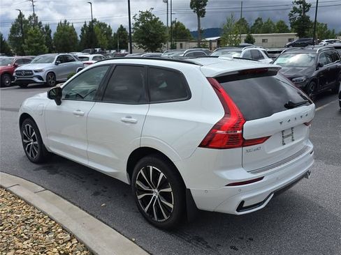 Used 2023 Volvo XC60 T8 Ultimate AWD/4WD image 6