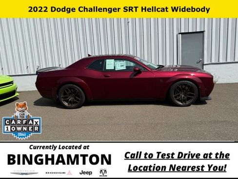 Used 2022 Dodge Challenger SRT Hellcat RWD image 4