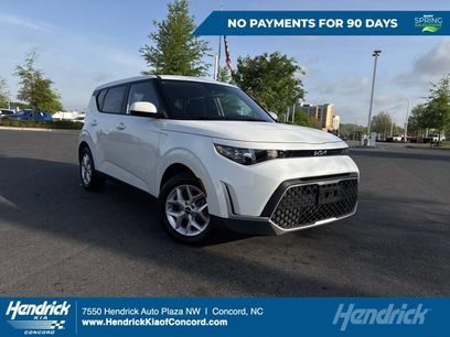Certified 2025 Kia Soul LX