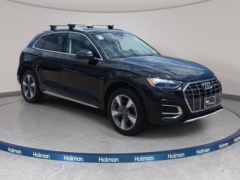 Used 2023 Audi Q5 2.0T Premium w/ Convenience Package AWD/4WD image 4