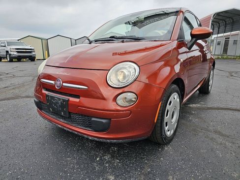Used 2013 FIAT 500 Pop FWD image 2