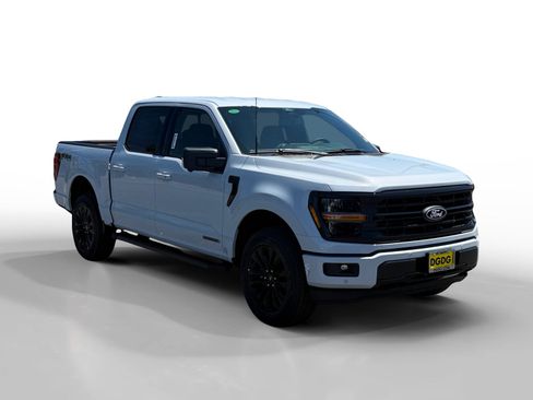 New 2025 Ford F150 XLT w/ Equipment Group 302A MID image 7